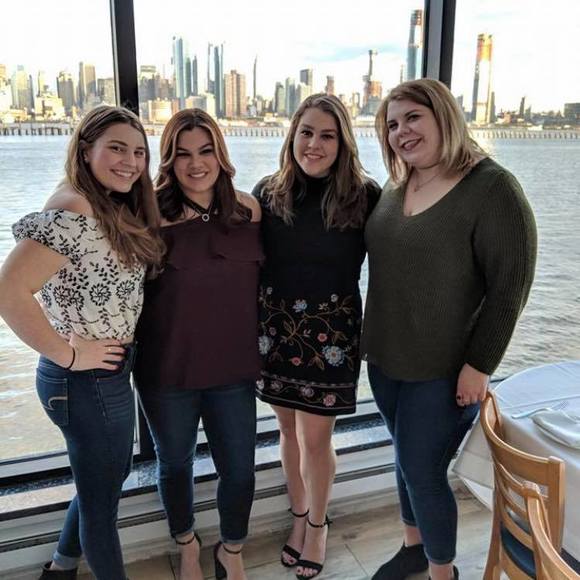 Meet your Posher, Samantha - Picture 2 of 2